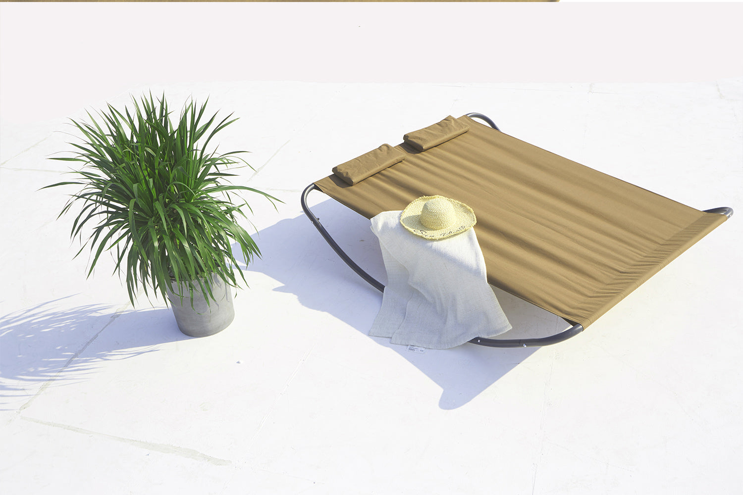 COACHELLA Hank Decor