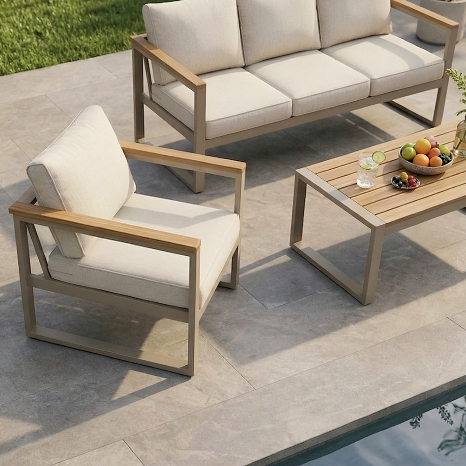 SARABURI Hank Decor