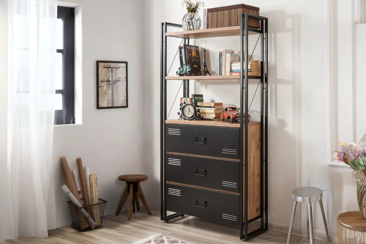 TALI Hank Decor