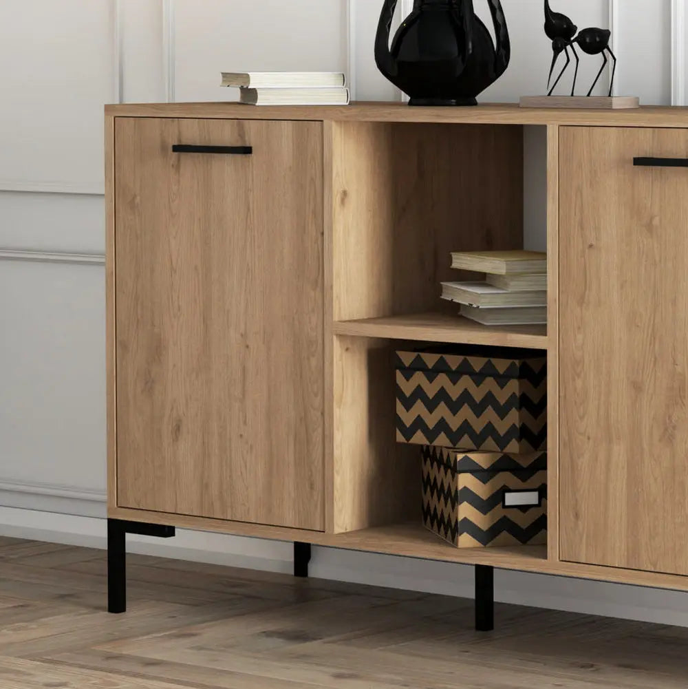 CARA Hank Decor