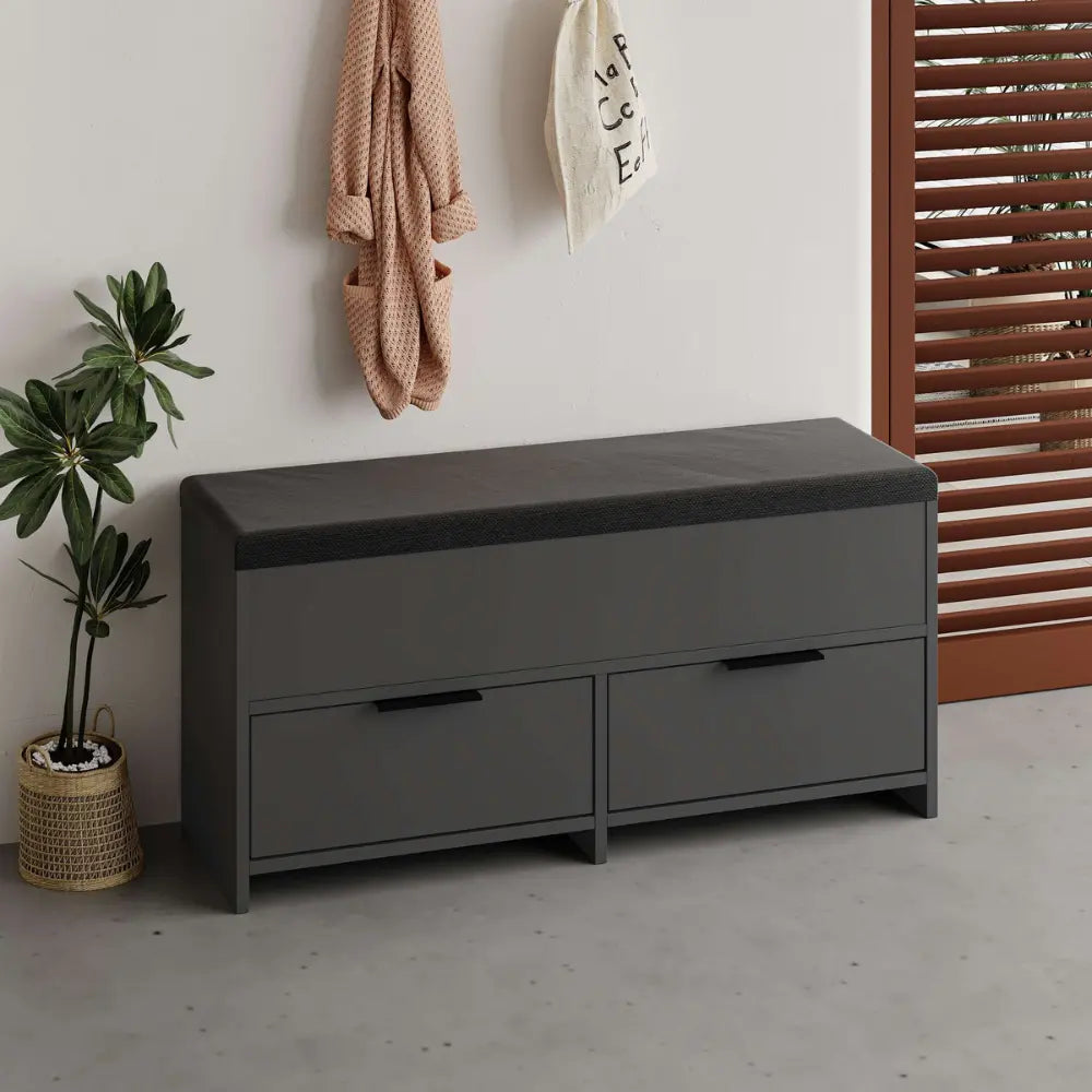 POLI Hank Decor