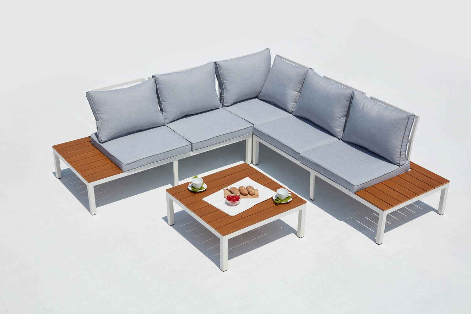 FIRA Hank Decor