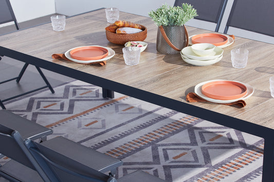 LAGOS Hank Decor